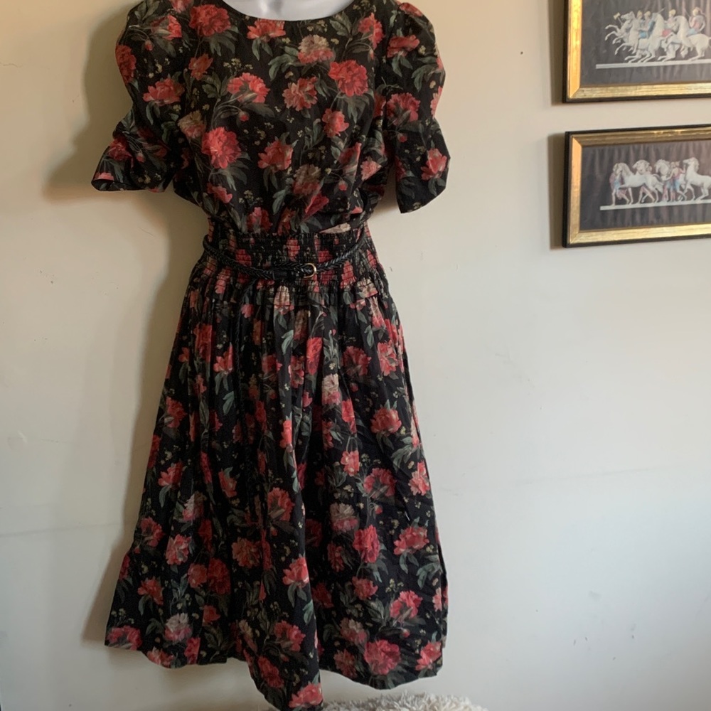 Vince Camuto Vintage Floral Full Skirt
